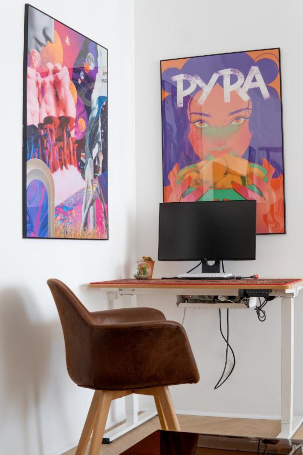 Old Town Gem Designer - Centre Location - Families - Remote Work Apartment